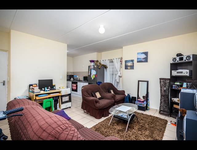 2 BEDROOM APARTMENT FOR SALE IN PARKLANDS